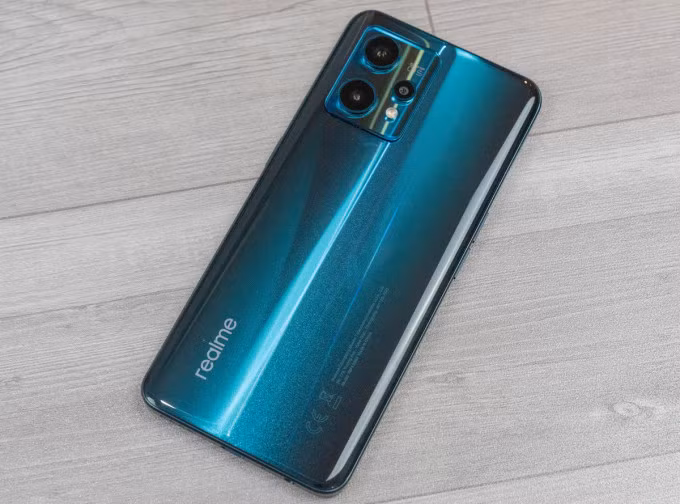 Realme 9 Pro+. Ảnh: Huy Đức