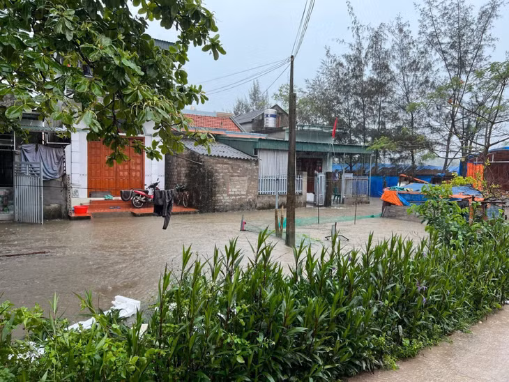 Khu vực ngập lụt tại thôn Đông Thắng, xã Đông Xá (huyện Vân Đồn). Ảnh chụp tháng 5/2022.
