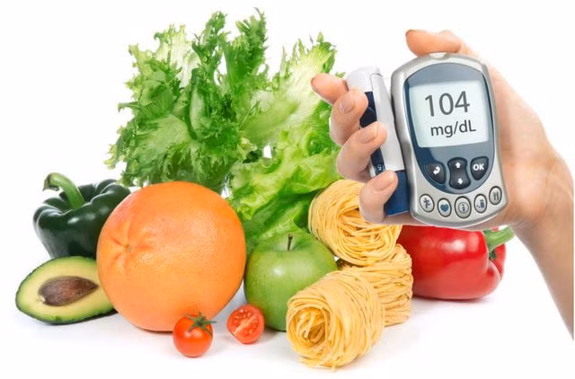 Người được chẩn đoán tiền đái tháo đường nên có chế độ ăn ít carbohydrate, nhiều rau quả và chất xơ.