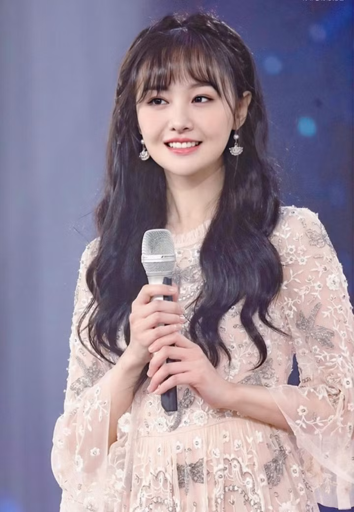 Vẻ đẹp ngọt ngào của Trịnh Sảng từng rất được lòng người hâm mộ xứ Trung.