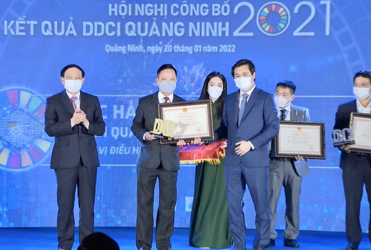 Cục Hải quan Quảng Ninh đứng đầu chỉ số DDCI khối các sở, ngành của tỉnh năm 2021. Ảnh: Hoàng Nga