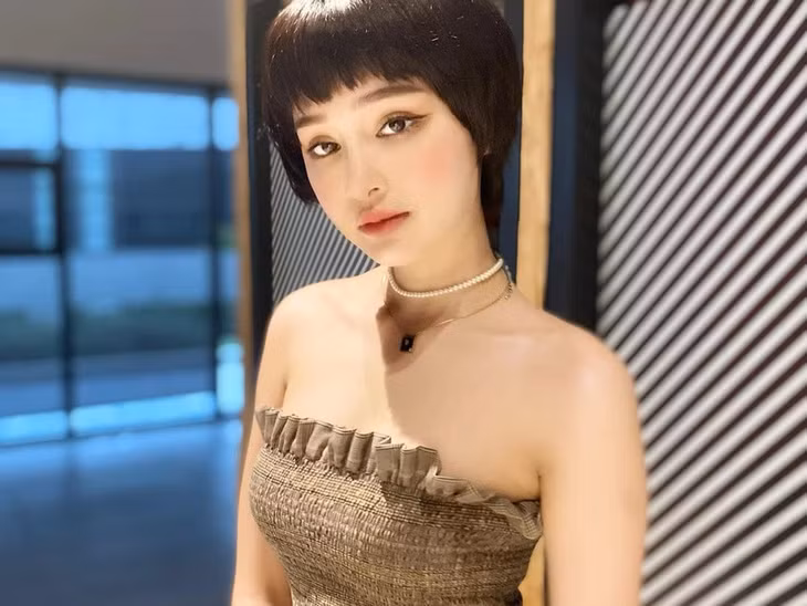 Hiền Hồ thừa nhận có quan hệ với người đã lập gia đình.
