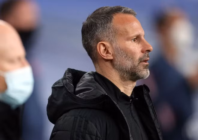Giggs đang vướng vào vụ việc với bạn gái cũ nên không muốn làm ảnh hưởng đến tuyển xứ Wales. Ảnh: Reuters.