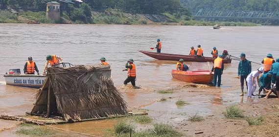 Tăng cường công tác phòng, chống thiên tai và tìm kiếm cứu nạn.