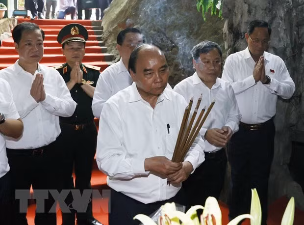 Chu tich nuoc dang huong tai den tho duong 20 Quyet thang hinh anh 1