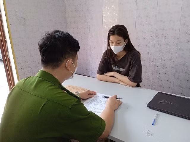 N.T.T.A. tại cơ quan công an. Ảnh: Công an tỉnh Hải Dương