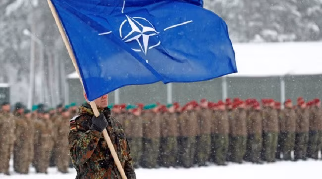 NATO sẽ thay đổi cách định nghĩa về Nga khi cập nhật khái niệm chiến lược. Ảnh: Reuters