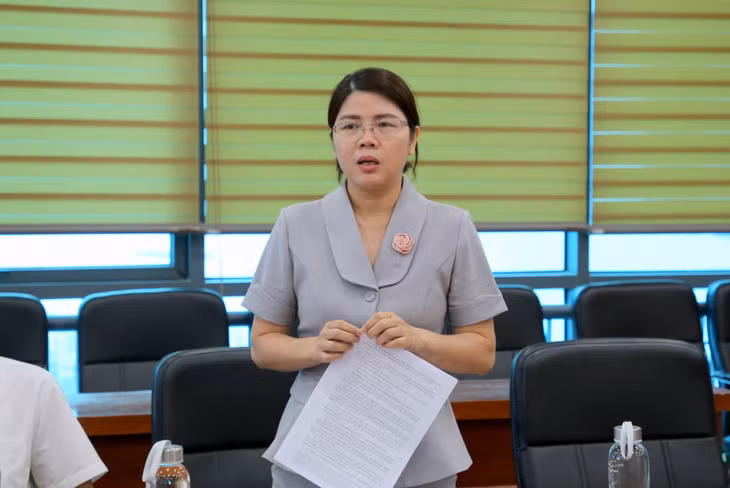 Đại diện các đơn vị liên quan phát biểu đóng góp ý kiến tại cuộc họp.