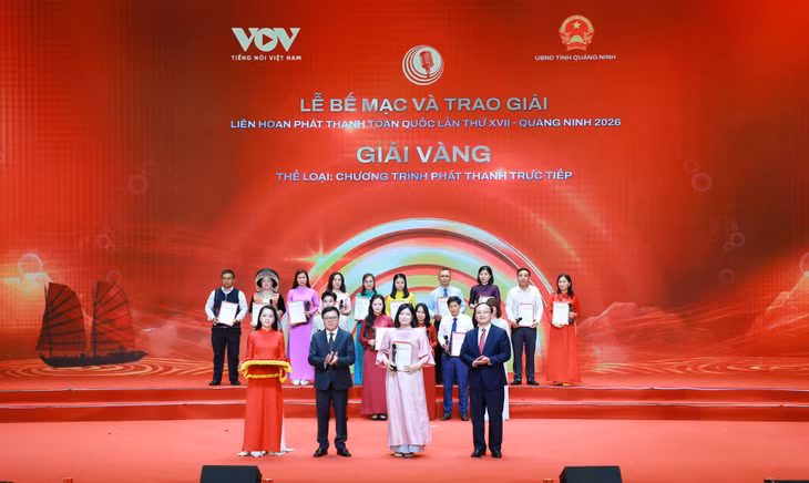 Nhóm tác giả của Báo và Phát thanh, truyền hình Quảng Ninh đạt giải Vàng tại Liên hoan Phát thành toàn quốc lần thứ XVII năm 2026.