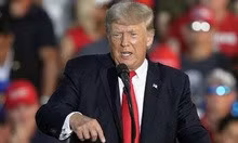 Trump chỉ trích chuyến thăm biên giới của Phó tổng thống ảnh 1