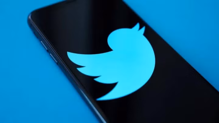 Người dùng Twitter giờ đây sẽ không được phép tweet liên kết đến một số tài khoản khác của mình trên Facebook, Instagram.
