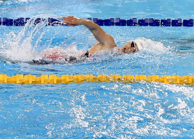 Ánh Viên 100m tự do nữ Đại hội Thể thao Toàn quốc tại Cung thể thao dưới nước Mỹ Đình, Hà Nội tối 12/12. Ảnh: Quý Lượng