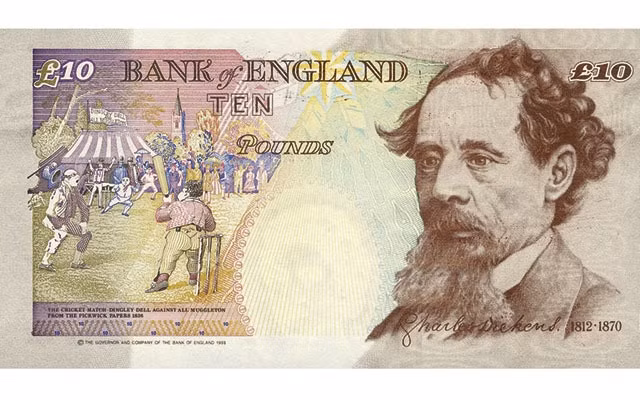 Vương quốc Anh cũng vinh danh các tác giả như Charles Dickens và William Shakespeare. Chân dung của Dickens ở mặt sau của tờ 10 bảng Anh được phát hành từ năm 1992 đến năm 1993. Dickens đã tạo ra những nhân vật đáng nhớ trong nhiều cuốn sách của mình, bao gồm Oliver Twist, David Copperfield, Hai kinh thành và nhiều tiểu thuyết khác. Ảnh: Britishnotes.