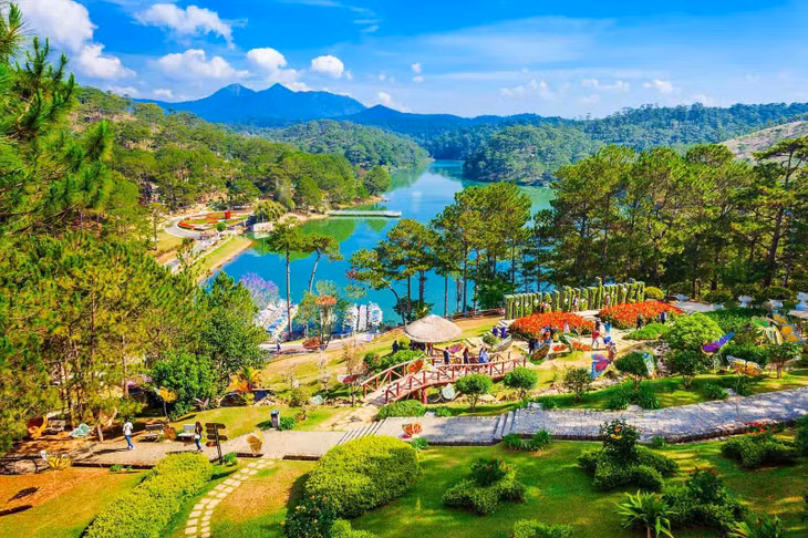 Tạp chí quốc tế lựa chọn 5 điểm đến hàng đầu Việt Nam ảnh 2
