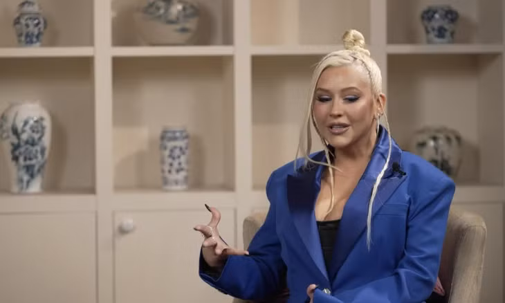 Ca sĩ Christina nói về sinh nhật ở Việt Nam. Video Vinfuture