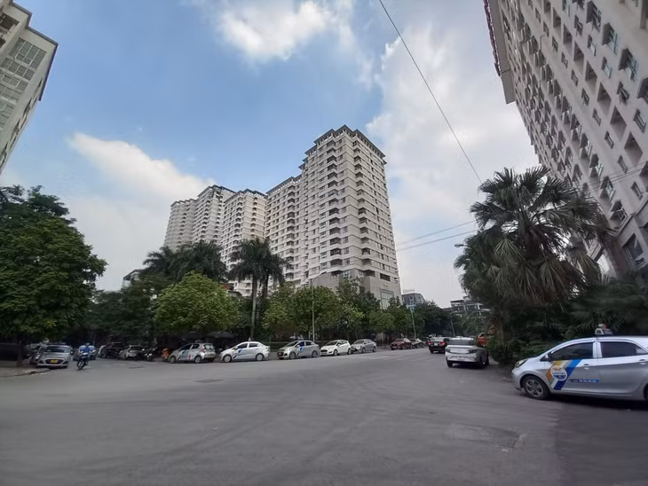Đăng ký thường trú ở nhà người thân cho con chưa thành niên cần có sự đồng ý của cha mẹ. Ảnh Hiếu Anh