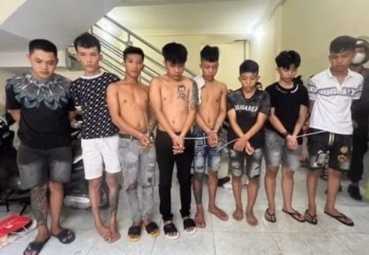 Nhóm đàn em của 2 đối tượng cầm đầu. Ảnh: CACC