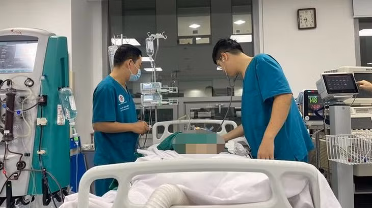 Bệnh nhân bị thuyên tắc động mạch phổi.