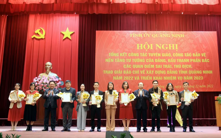 Giải B