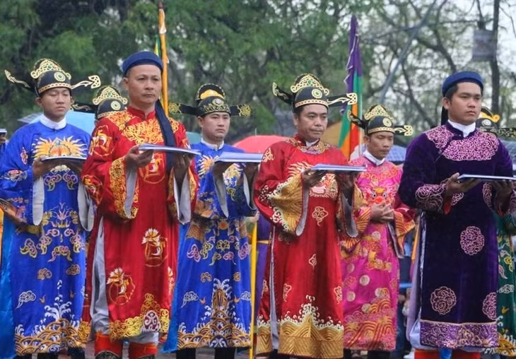 Lễ Ban sóc do Trung tâm Bảo tồn di tích Cố đô Huế tái hiện năm 2022. Ảnh: Tường Minh
