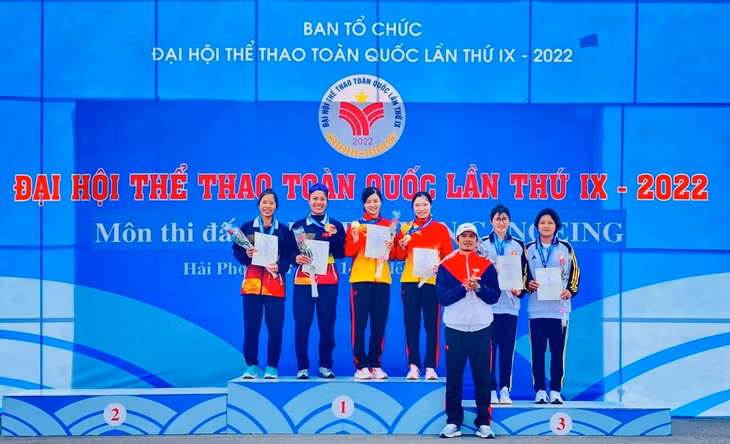 Thầy trò HLV Đỗ Văn Hiệu (huấn luyện trưởng đội Canoeing Quảng Ninh) đã hoàn thành xuất sắc nhiệm vụ được giao.