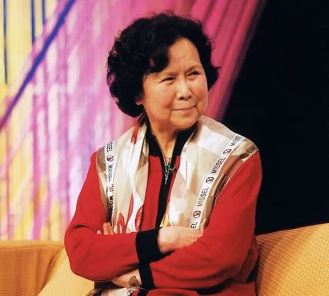 Đạo diễn Dương Khiết.