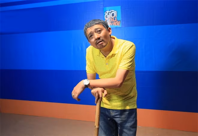 Diễn viên hài Chiến Thắng.