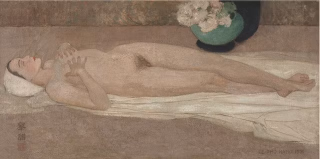 Bức "Khỏa thân" của họa sĩ Lê Phổ (1907-2001) được nhà đấu giá Christie Hồng Kông bán ra ngày 26/5/2019, đạt mức giá 10.925.000 đô la Hồng Kông (tương đương 32,5 tỷ đồng). Bức tranh sơn dầu kích thước 90,5 x 180,5cm được thực hiện hồi năm 1931.