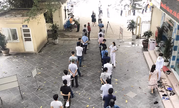 Việc triển khai hệ thống đăng ký và trả kết quả xét nghiệm dịch vụ Covid-19 trực tuyến giúp giảm thời gian chờ đợi của người dân khi có nhu cầu thực hiện xét nghiệm dịch vụ Covid-19.