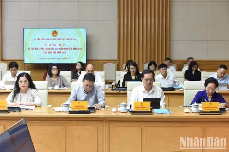 Các đại biểu tham dự phiên họp.