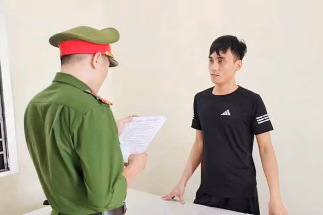 Đối tượng Lạng bị khởi tố vì tàng trữ ma túy. Ảnh: Công an Hà Tĩnh.
