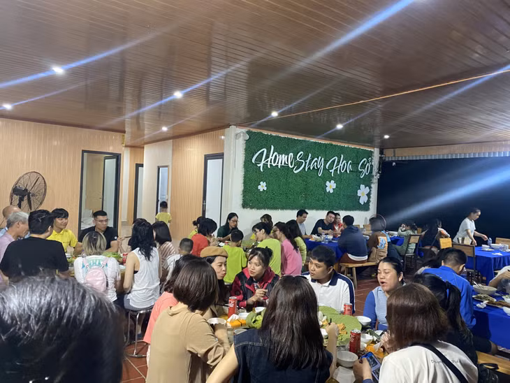 Homestay của gia đình chị Loan Thị Thúy (huyện Bình Liêu) ngày càng đông khách nhờ nâng cao chất lượng dịch vụ. (Ảnh nhân vật cung cấp)