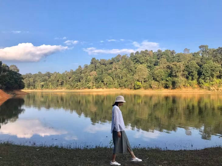 Cảnh quan khu vực hồ Pá Khoang (Ảnh: Fb Điện Biên).