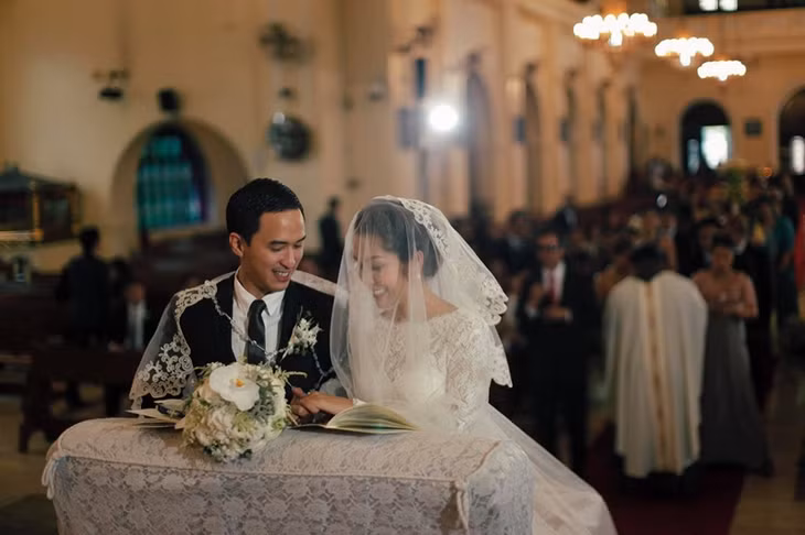 Tăng Thanh Hà kết hôn với thiếu gia Louis Nguyễn năm 2012.
