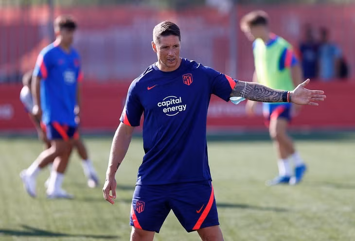 Torres được thăng chức lên đội B.