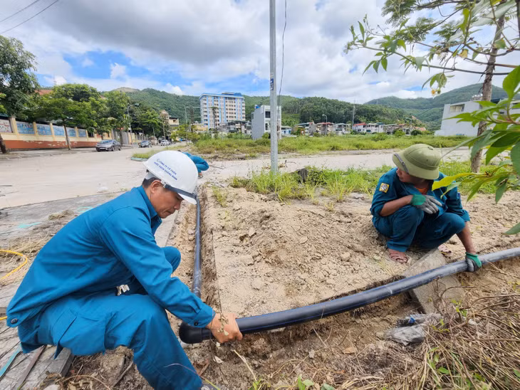 TP Hạ Long lắp đặt hệ thống nước sạch đến đến người dân phường Hoành Bồ.
