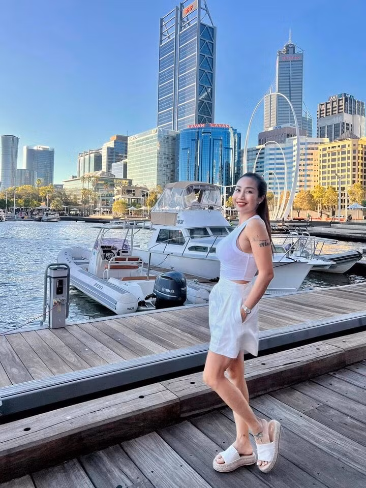 Ốc Thanh Vân liên tục bị dính vào những tin đồn thất thiệt như ly hôn, kết hôn giả,.. sau khi sang Australia.