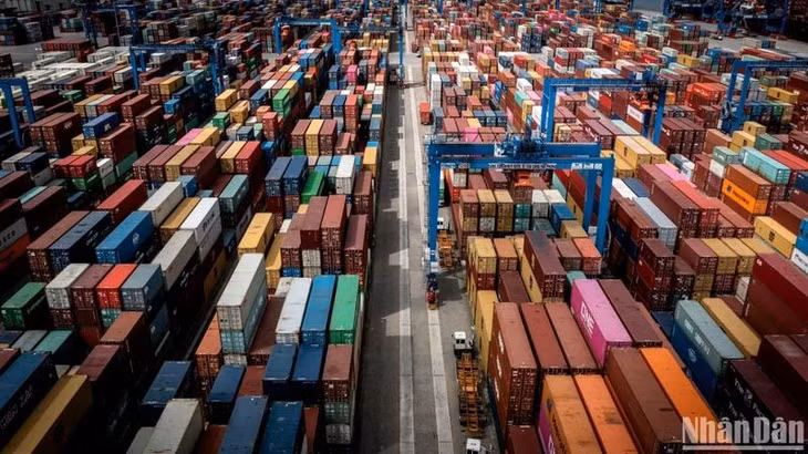 Kinh tế Việt Nam được kỳ vọng đạt mức tăng trưởng 6,0% trong năm 2024 và 6,2% trong năm 2025 theo dự báo của ADB. (Ảnh minh họa: THÀNH ĐẠT)
