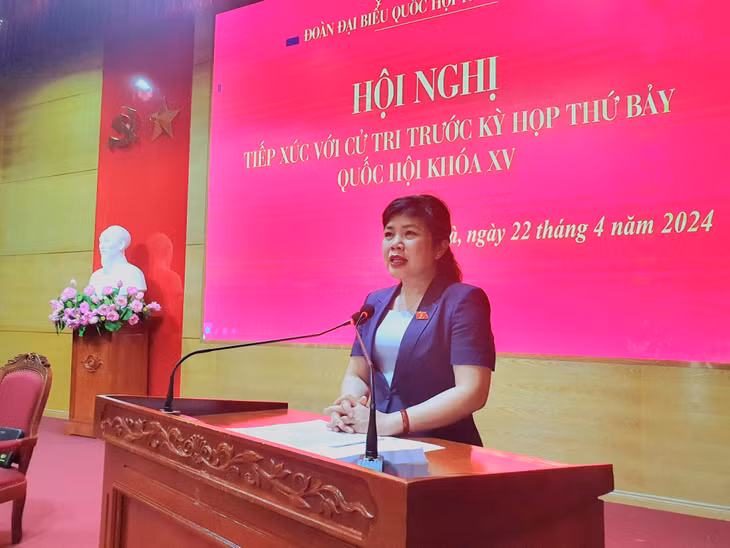 ĐBQH Nguyễn Thị Thu Hà thông tin tới cử tri huyện Hải Hà về dự kiến nội dung, chương trình và những vấn đề liên quan đến kỳ họp thứ 7, Quốc hội khóa XV.