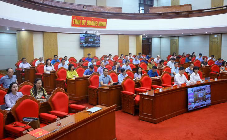 Các đại biểu dự hội nghị tại điểm cầu trung tâm.