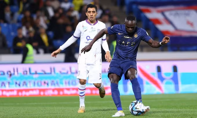 Mane ghi bàn sau đường chuyền của Ronaldo. Ảnh: ANFC