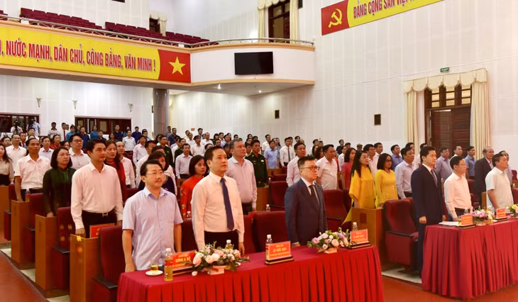 ... đại biểu dự lễ kỷ niệm.