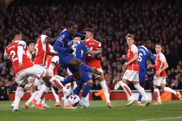 Arsenal trước cơ hội đi vào lịch sử.