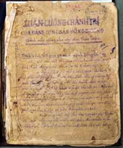 Bản luận cương chính trị do đồng chí Trần Phú dự thảo, tháng 10/1930.(Ảnh: baotanglichsu.vn)