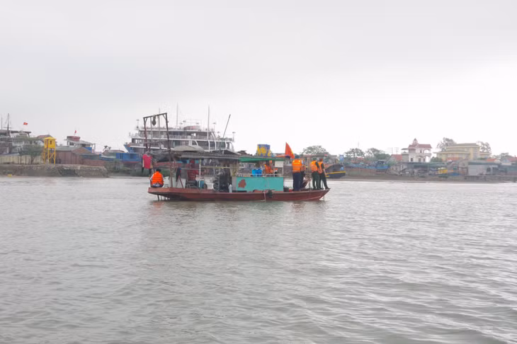 Các lực lượng chức năng tiếp tục tập trung tìm kiếm các nạn nhân mất tích.