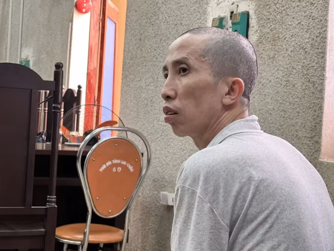 Tử tù Bùi Văn Công tại phiên tòa, Ảnh: Danh Lam