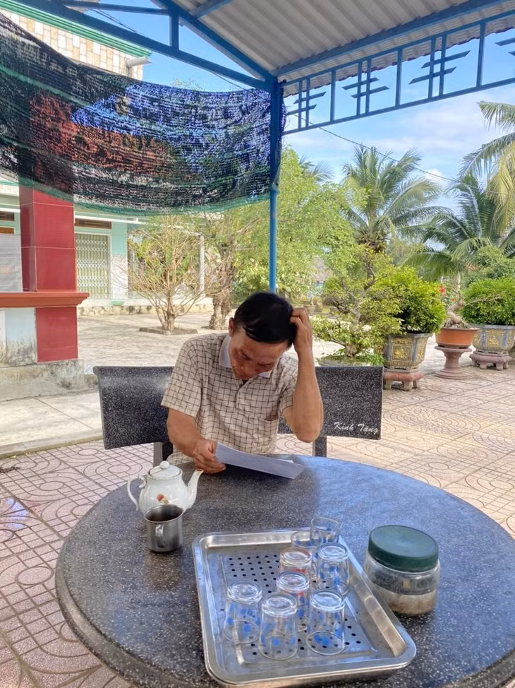 Chạy chữa khắp nơi, uống bao loại thuốc cũng không khỏi càng khiến chú Chuẩn tuyệt vọng.