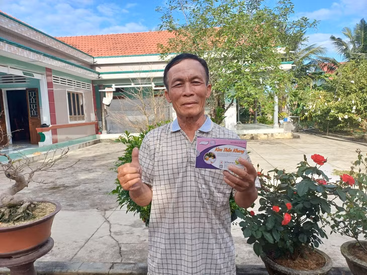 Chú Chuẩn rất vui mừng khi lấy lại niềm tin yêu trong cuộc sống.