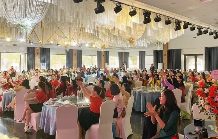 Nhà hàng The One Palace được mở rộng đáp ứng nhu cầu của du khách.
