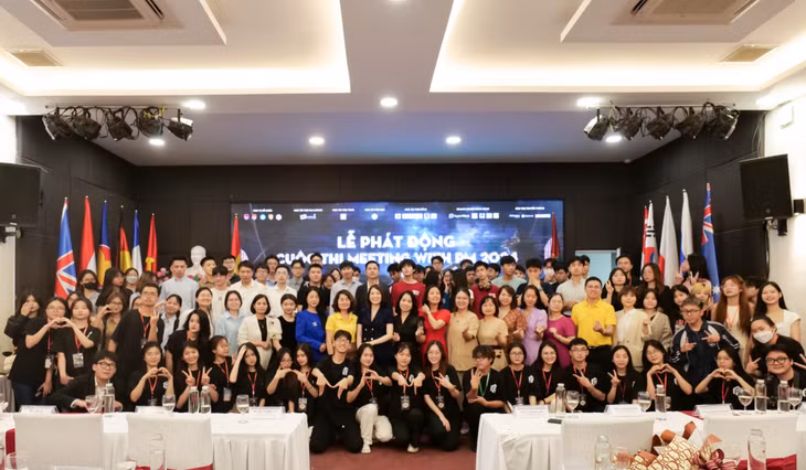 Lễ phát động cuộc thi Meeting with PM 2024 chính thức diễn ra vào ngày 20/4/2024 tại Trường Đại học Kinh tế - ĐHQGHN